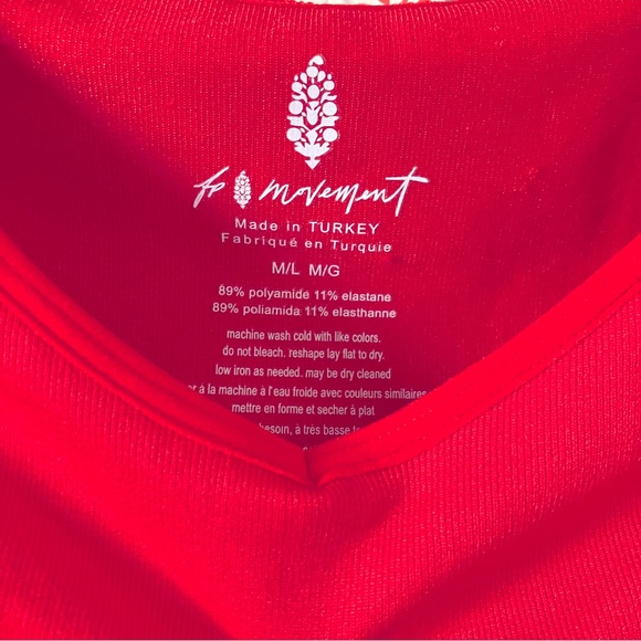 025. FP Movement On The Rise Long-Sleeve Crop Layer | Bittersweet Red NWT - Picture 8 of 13